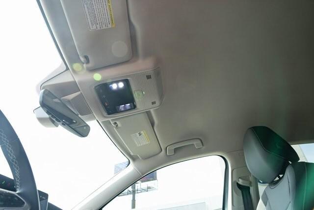 new 2025 Volkswagen Tiguan car, priced at $32,187