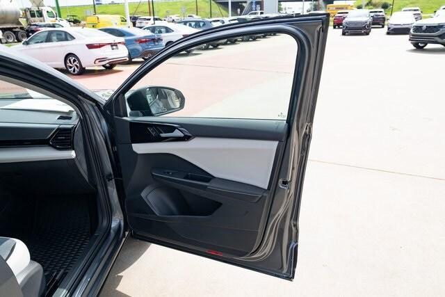 new 2025 Volkswagen Taos car, priced at $25,659