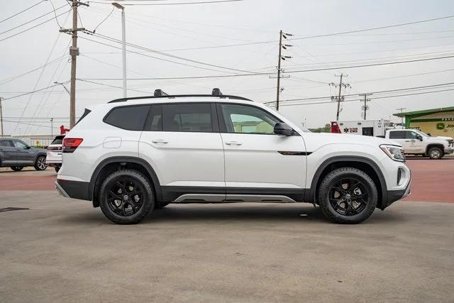 new 2024 Volkswagen Atlas car, priced at $54,481