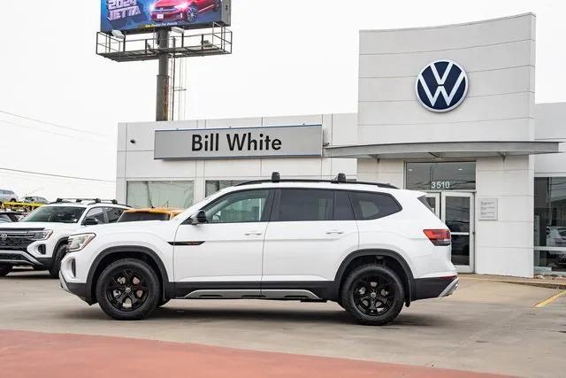 new 2024 Volkswagen Atlas car, priced at $54,481