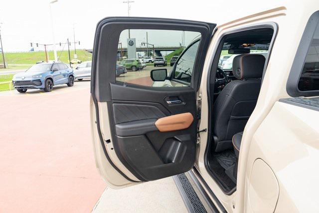 used 2024 GMC Canyon car, priced at $45,998