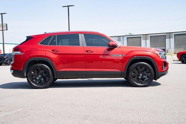 used 2024 Volkswagen Atlas Cross Sport car
