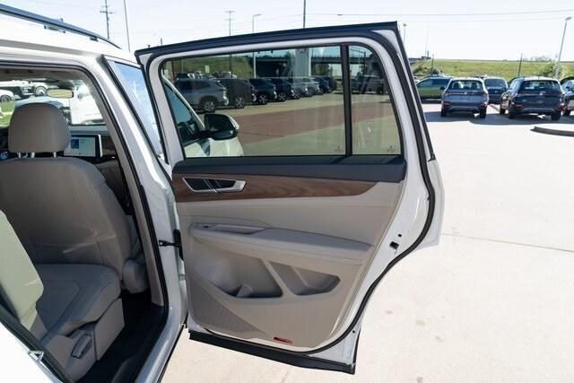 new 2026 Volkswagen Atlas car, priced at $38,841