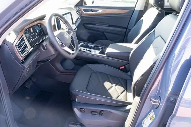 new 2026 Volkswagen Atlas car, priced at $46,006