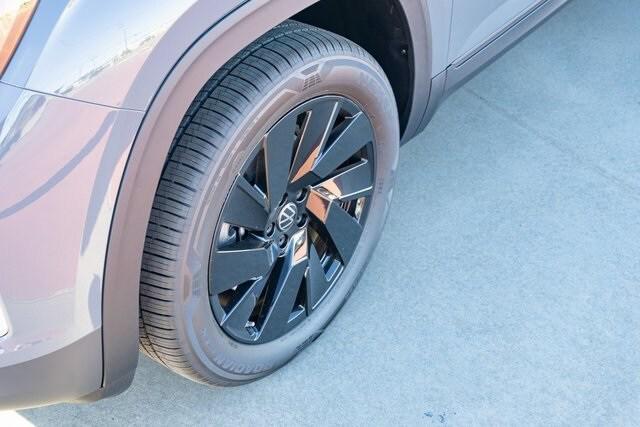 new 2026 Volkswagen Atlas car, priced at $46,006