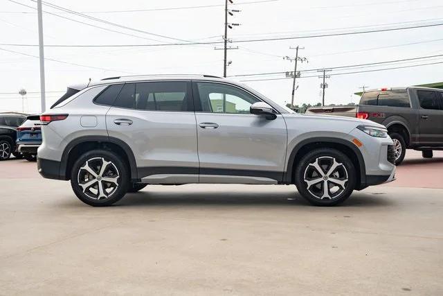 new 2025 Volkswagen Tiguan car, priced at $33,018