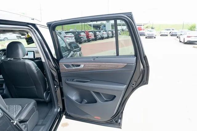 new 2026 Volkswagen Atlas car, priced at $54,831