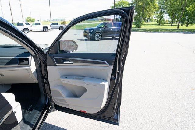 used 2021 Volkswagen Atlas car, priced at $26,980