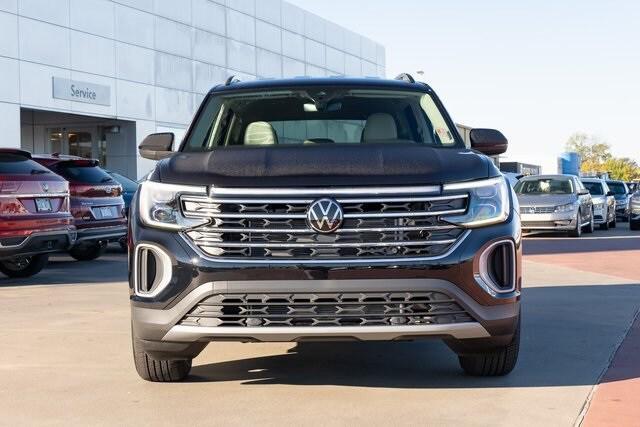 new 2025 Volkswagen Atlas car, priced at $40,216