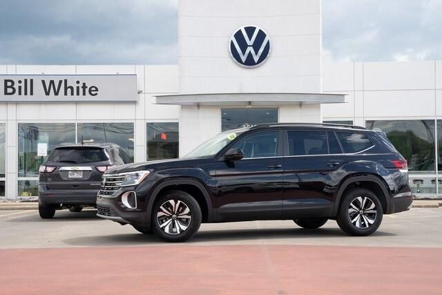 new 2025 Volkswagen Atlas car, priced at $39,274