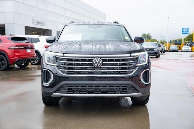 new 2026 Volkswagen Atlas car, priced at $43,236