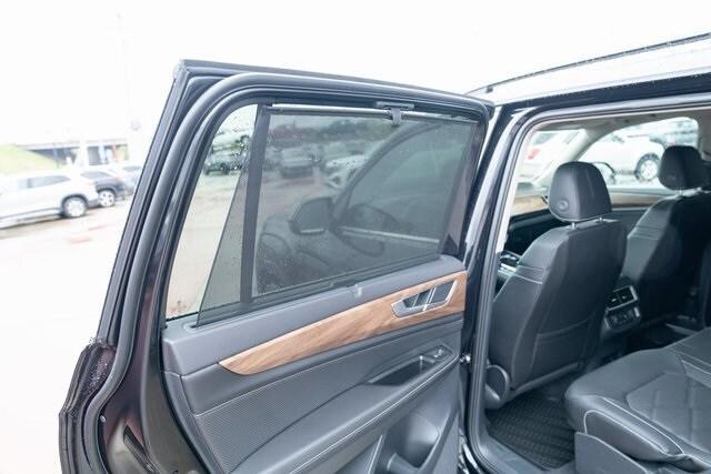 new 2026 Volkswagen Atlas car, priced at $43,236