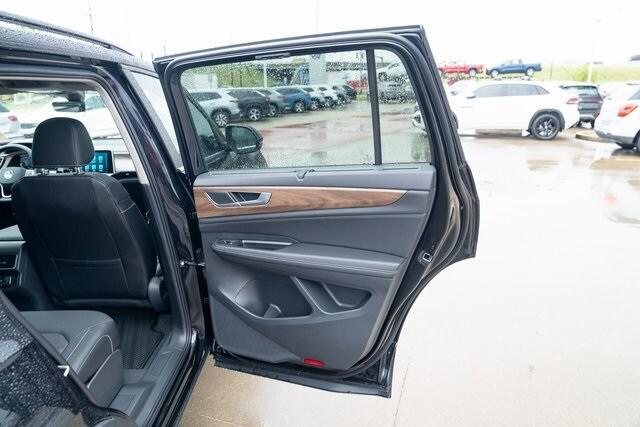 new 2026 Volkswagen Atlas car, priced at $43,236