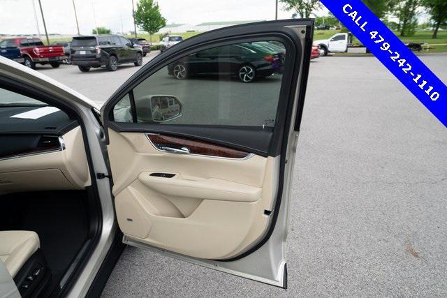 used 2017 Cadillac XT5 car, priced at $17,480
