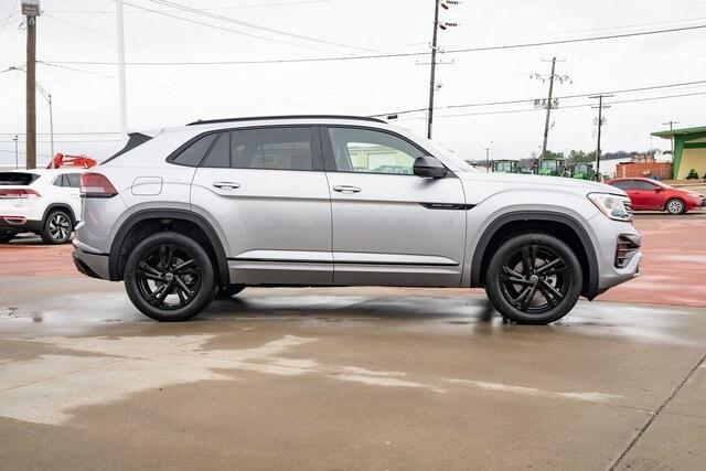 new 2025 Volkswagen Atlas Cross Sport car, priced at $49,655