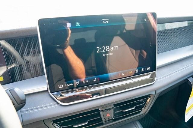 new 2025 Volkswagen Tiguan car, priced at $33,114