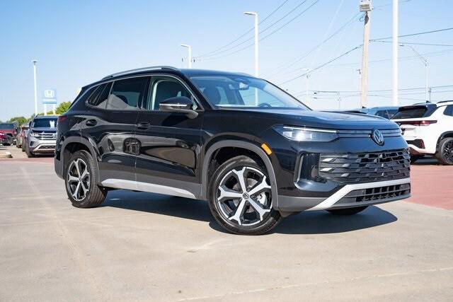 new 2025 Volkswagen Tiguan car, priced at $33,114