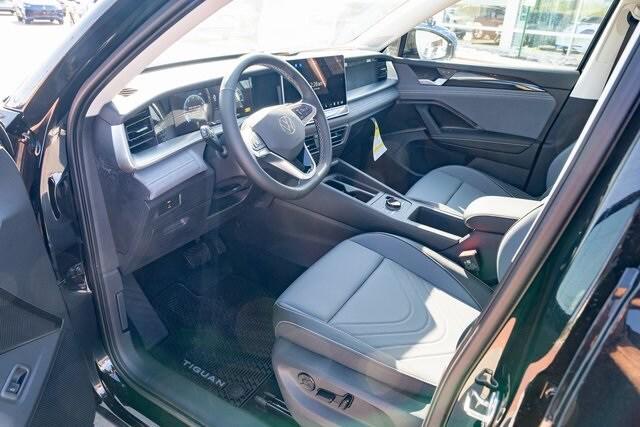 new 2025 Volkswagen Tiguan car, priced at $33,114