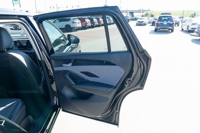 new 2025 Volkswagen Tiguan car, priced at $33,114