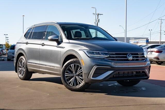 new 2024 Volkswagen Tiguan car, priced at $31,995