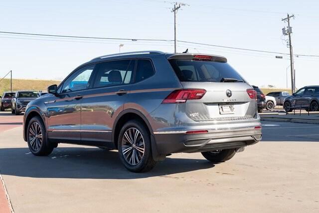 new 2024 Volkswagen Tiguan car, priced at $31,995