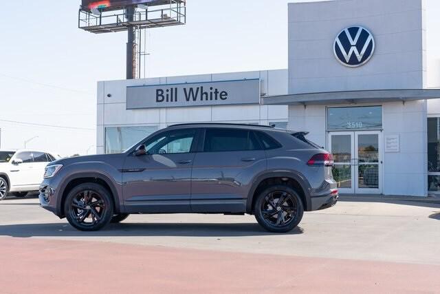 new 2025 Volkswagen Atlas Cross Sport car, priced at $51,721