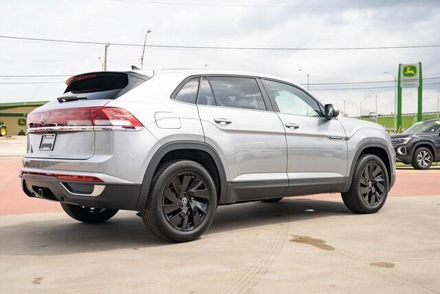 new 2025 Volkswagen Atlas Cross Sport car, priced at $43,764