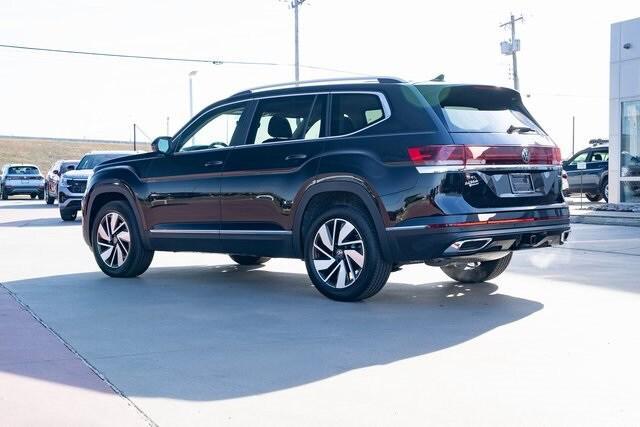 new 2025 Volkswagen Atlas car, priced at $49,072