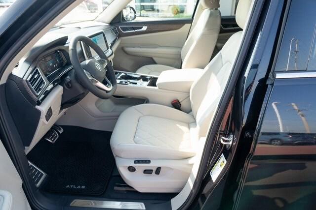 new 2026 Volkswagen Atlas car, priced at $55,831