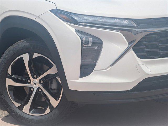 new 2025 Chevrolet Trax car, priced at $23,470