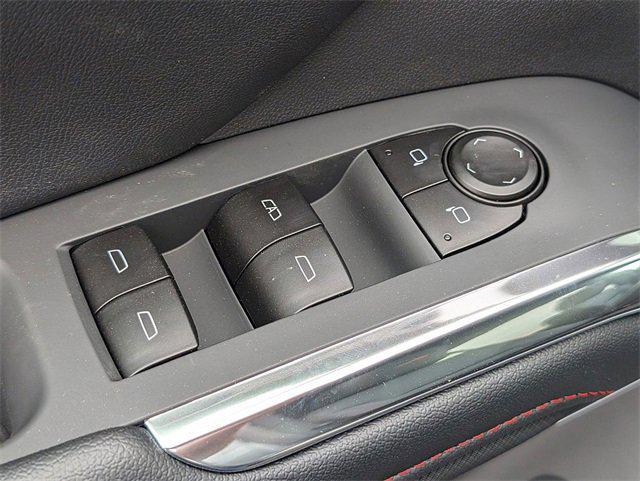 new 2025 Chevrolet Traverse car, priced at $56,010