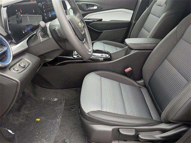 new 2025 Chevrolet Trax car, priced at $24,095