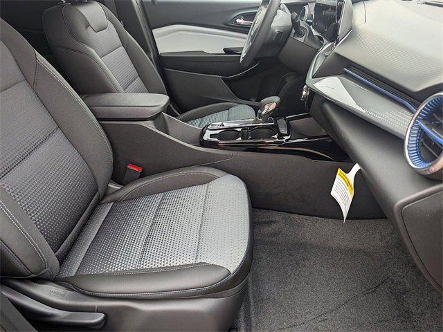 new 2025 Chevrolet Trax car, priced at $24,095