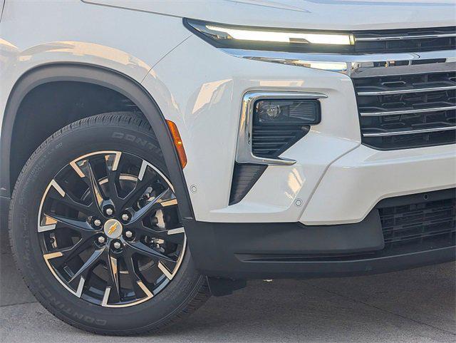 new 2025 Chevrolet Traverse car, priced at $49,380
