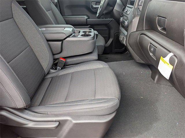 new 2025 Chevrolet Silverado 1500 car, priced at $43,100