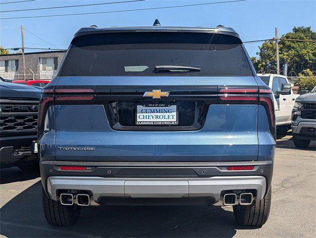 new 2025 Chevrolet Traverse car, priced at $42,890