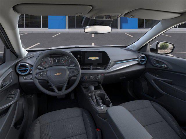 new 2025 Chevrolet Trax car, priced at $22,077
