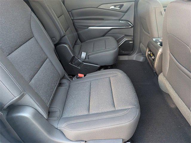 new 2025 Chevrolet Traverse car, priced at $49,380