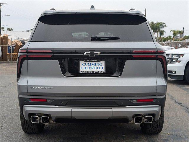 new 2025 Chevrolet Traverse car, priced at $49,380