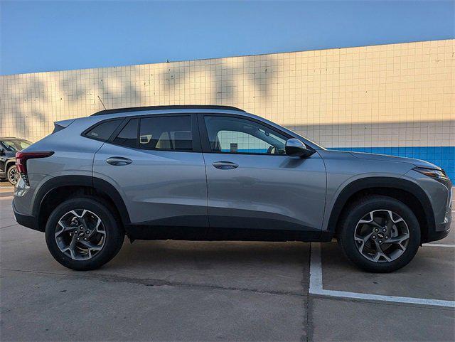 new 2025 Chevrolet Trax car, priced at $26,015
