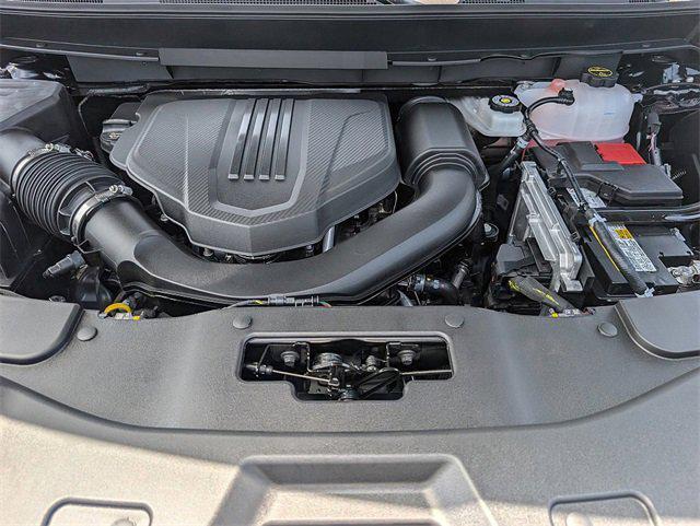 new 2025 Chevrolet Traverse car, priced at $42,890