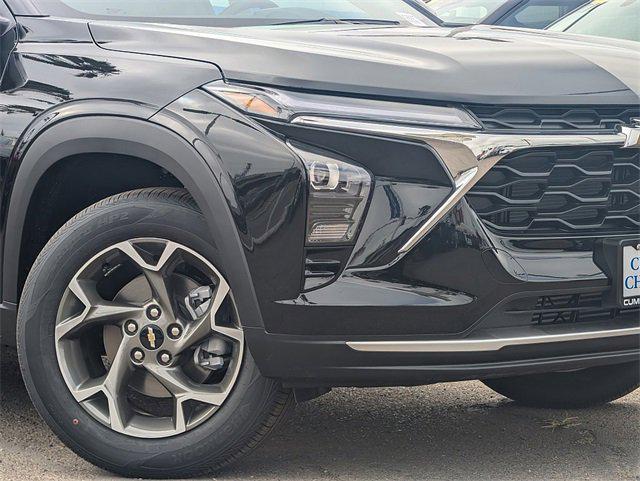 new 2025 Chevrolet Trax car, priced at $24,790