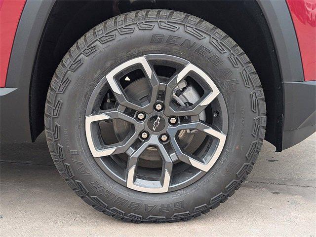 new 2025 Chevrolet Equinox car, priced at $32,420