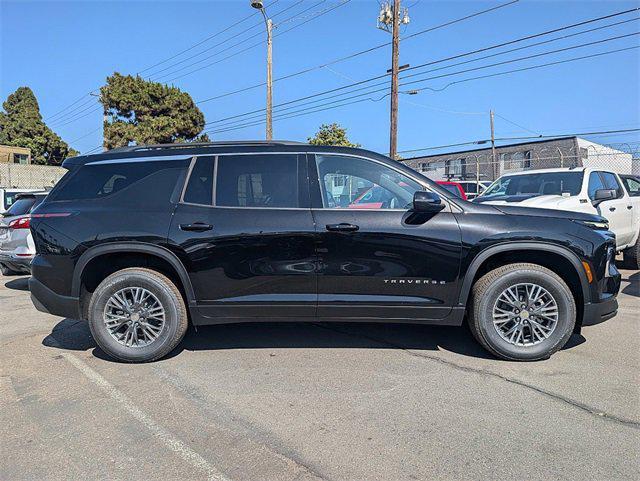new 2025 Chevrolet Traverse car, priced at $43,015