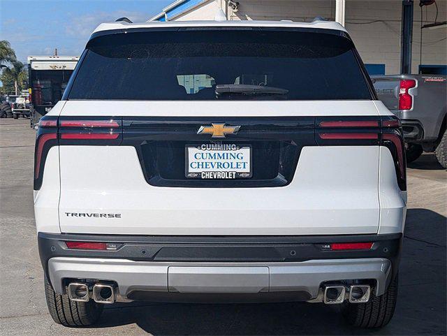 new 2026 Chevrolet Traverse car, priced at $39,195