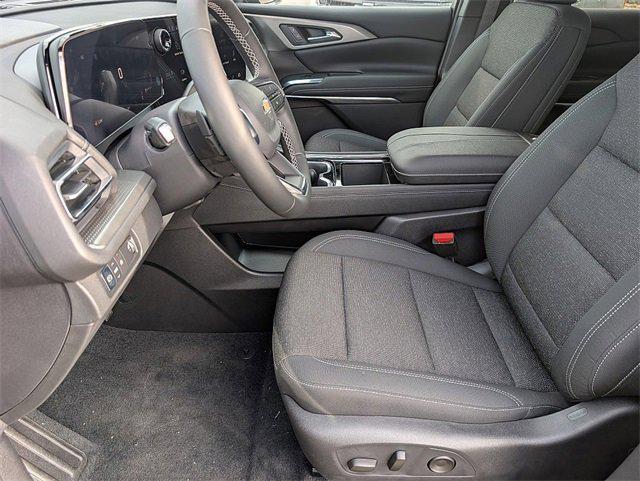 new 2026 Chevrolet Traverse car, priced at $39,195