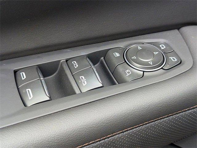 new 2025 Chevrolet Suburban car