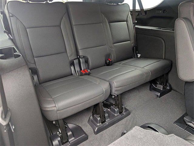 new 2025 Chevrolet Suburban car