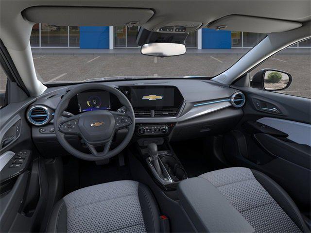 new 2025 Chevrolet Trax car