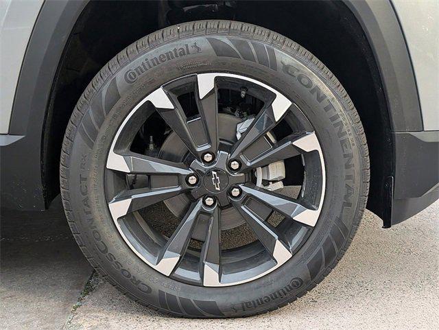 new 2025 Chevrolet Equinox car, priced at $30,295